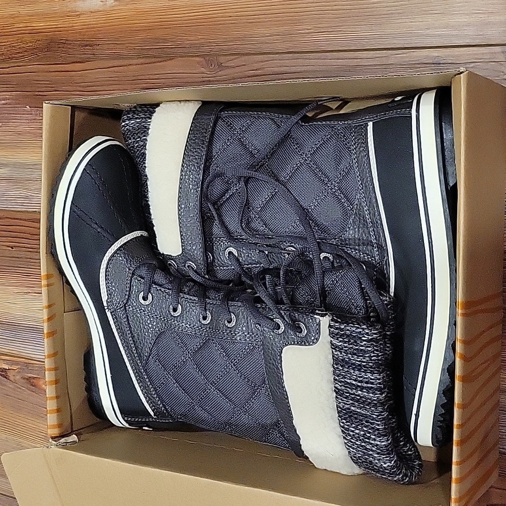 Global Win Winter Boots